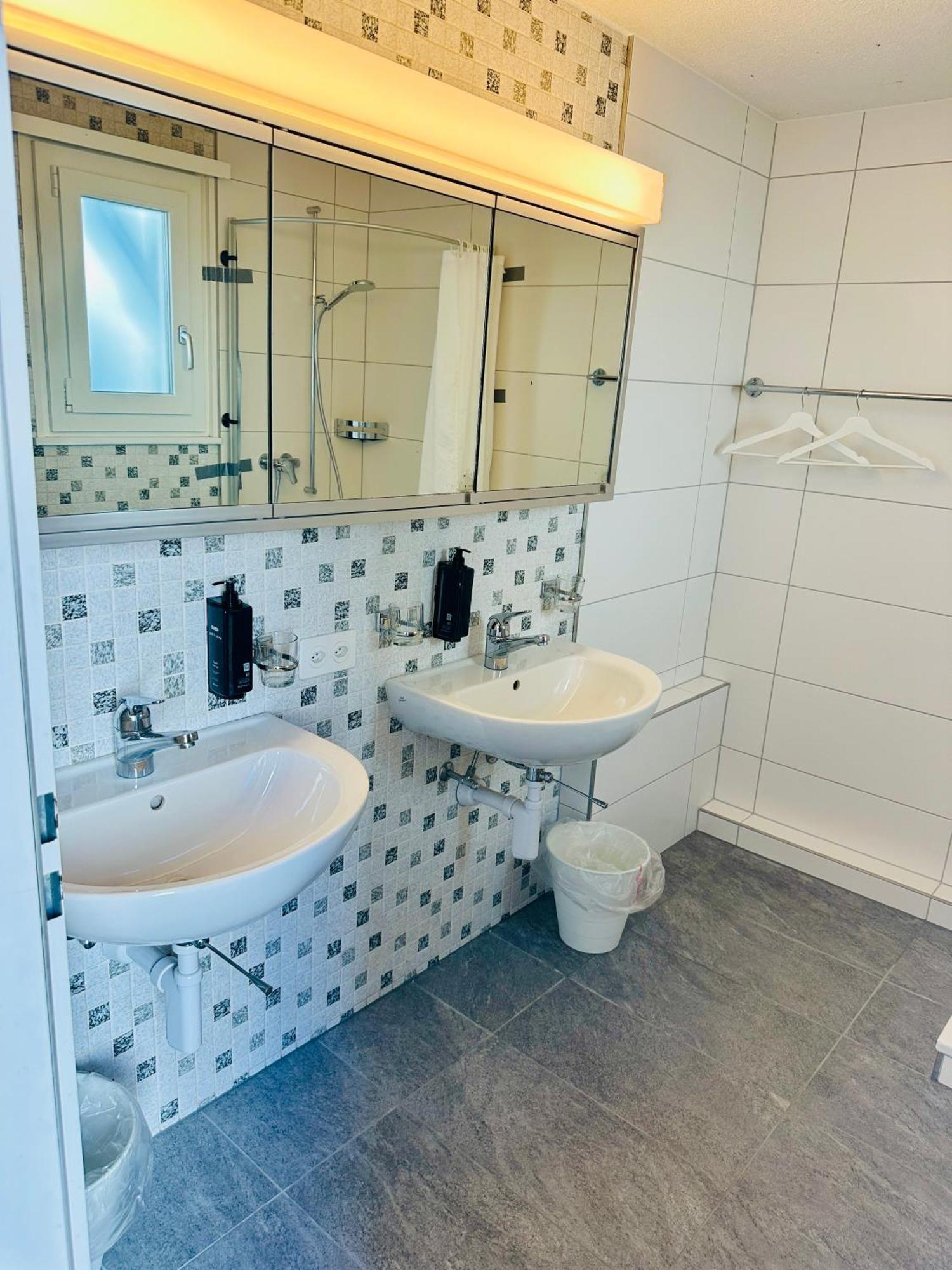 Hotel Rebstock Meiringen Zewnętrze zdjęcie