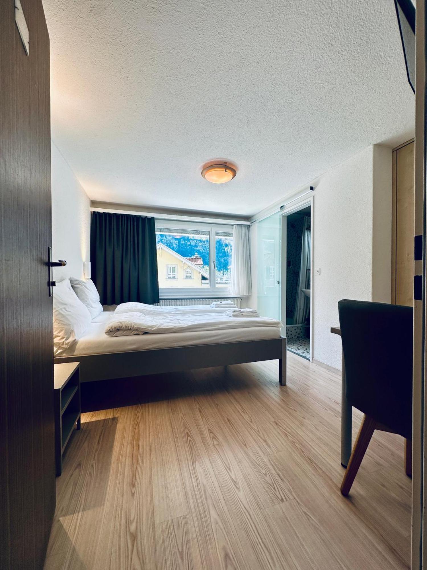 Hotel Rebstock Meiringen Zewnętrze zdjęcie