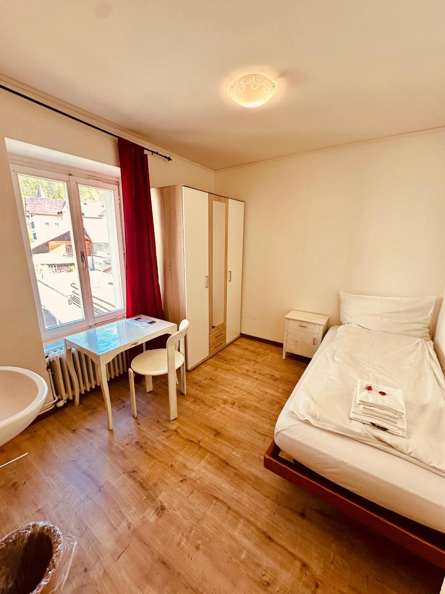 Hotel Rebstock Meiringen Zewnętrze zdjęcie